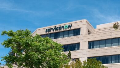 استحواذ ServiceNow Moveworks - صورة رئيسية توضيحية