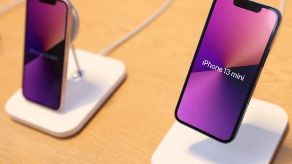 ايفون iOS 26 - صورة رئيسية توضيحية