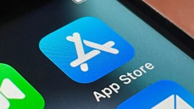 رقابة Apple و Google - صورة رئيسية توضيحية