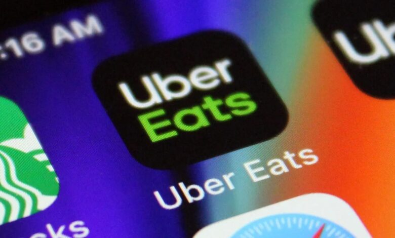 Uber Eats تواصل - صورة رئيسية توضيحية