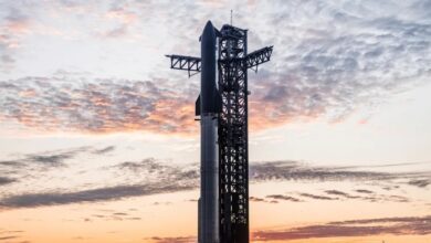 SpaceX تمويل - صورة رئيسية توضيحية