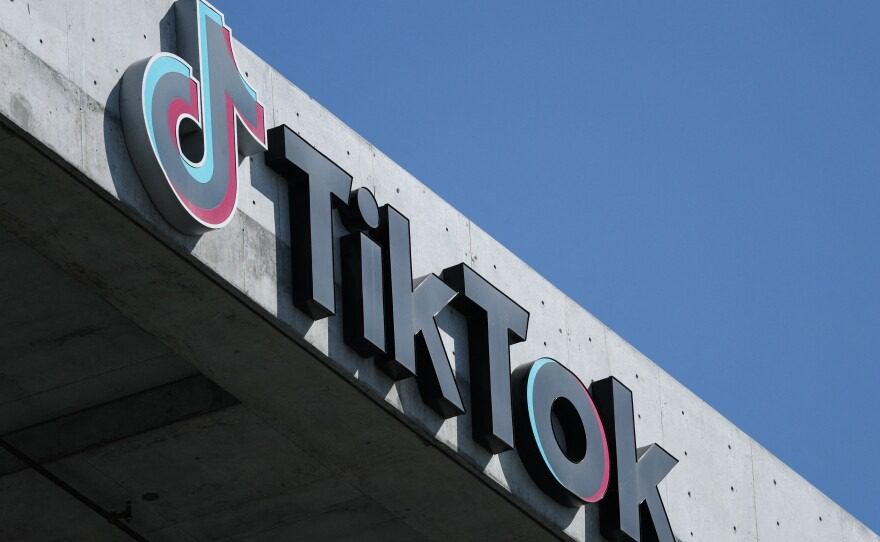 جدل بيانات تيك توك بين الولايات المتحدة والصين